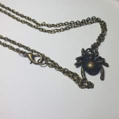 Orora Fairycore Örümcek Figürlü Bronz-Antik Sarı Renk Kolye