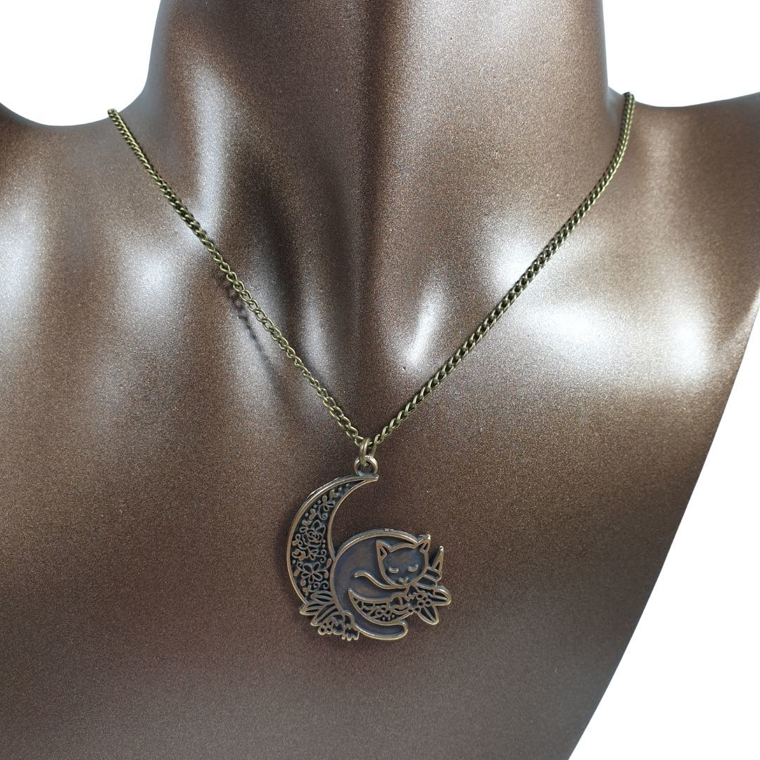 Orora Bronz/Bakır/Gümüş Renk 35mm Sihirli Kedi Figürlü Kolye