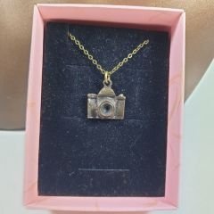 Orora Bronz Renk 20mm Fotoğraf Makinesi Figürlü Kolye