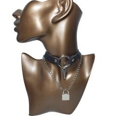 Orora Halkalı Anahtar ve Kilit Figürlü Zincir Detaylı Gotik Suni Deri Choker