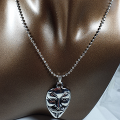 Welch Maske Kolye